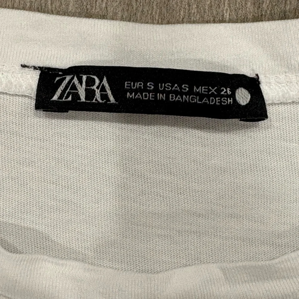 Zara White Puff Sleeve Blouse Size S
